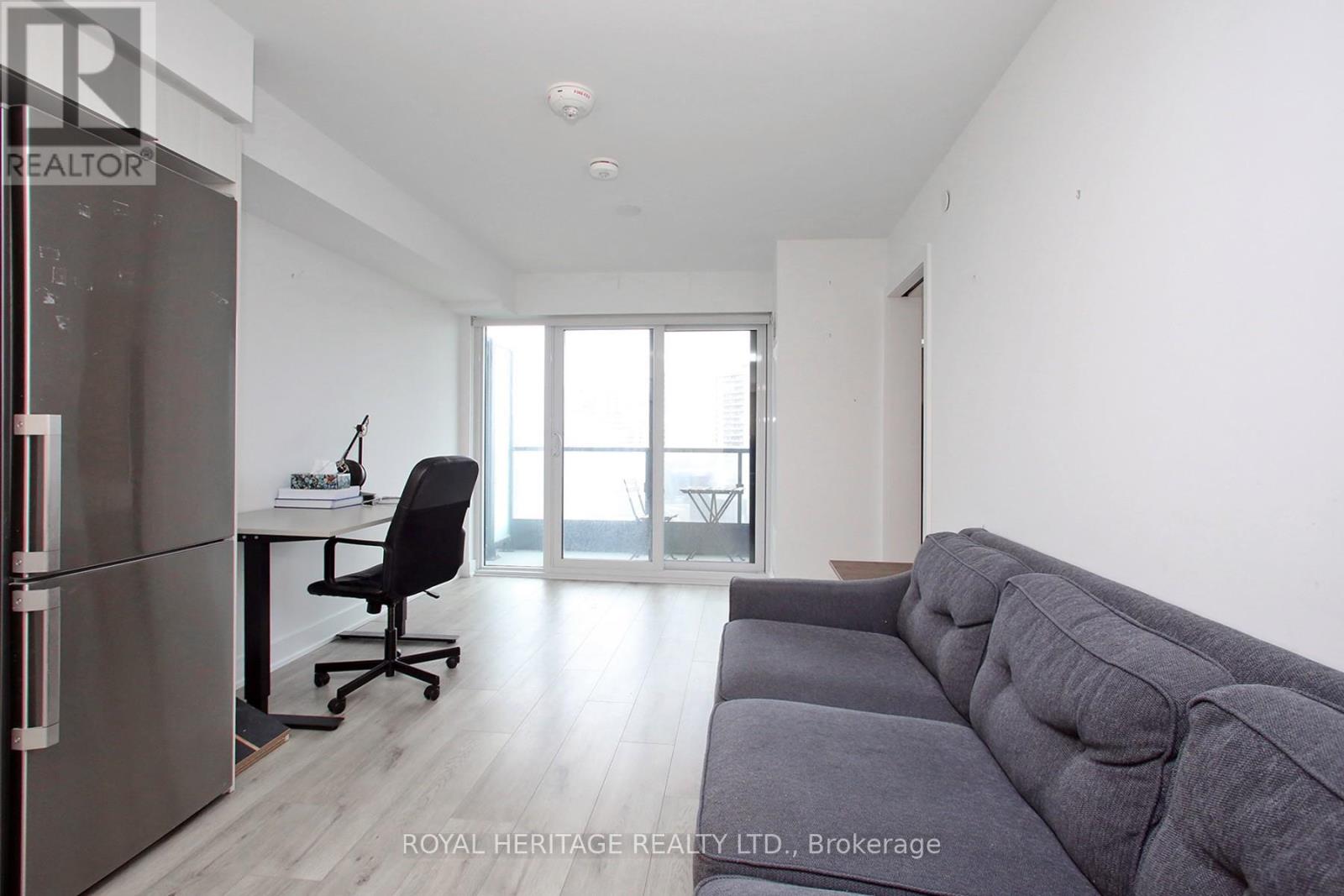 1921 - 585 Bloor Street E, Toronto, Ontario  M4W 0B3 - Photo 10 - C12955072