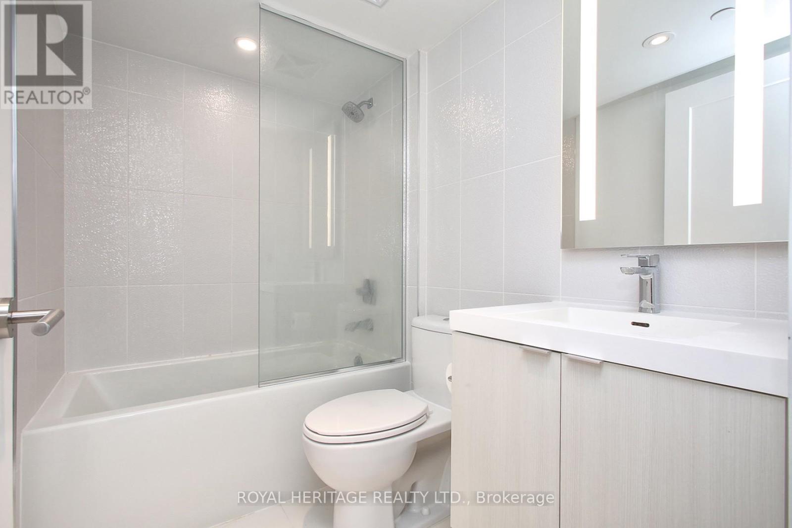 1921 - 585 Bloor Street E, Toronto, Ontario  M4W 0B3 - Photo 13 - C12955072