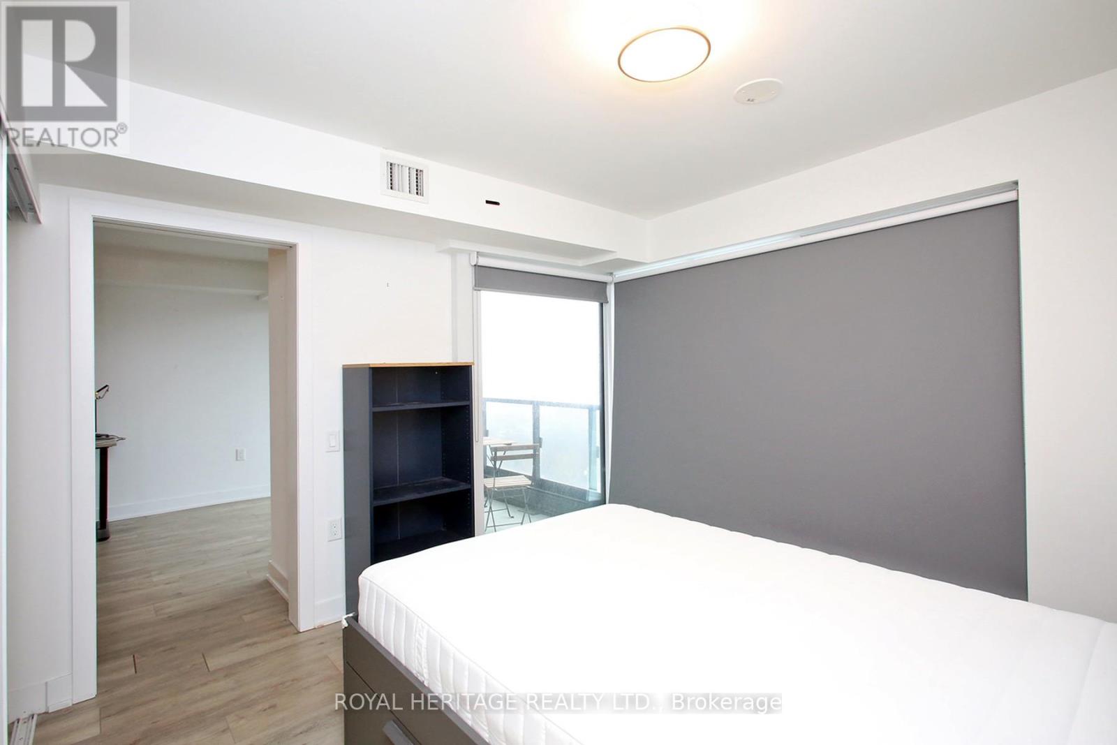 1921 - 585 Bloor Street E, Toronto, Ontario  M4W 0B3 - Photo 15 - C12955072
