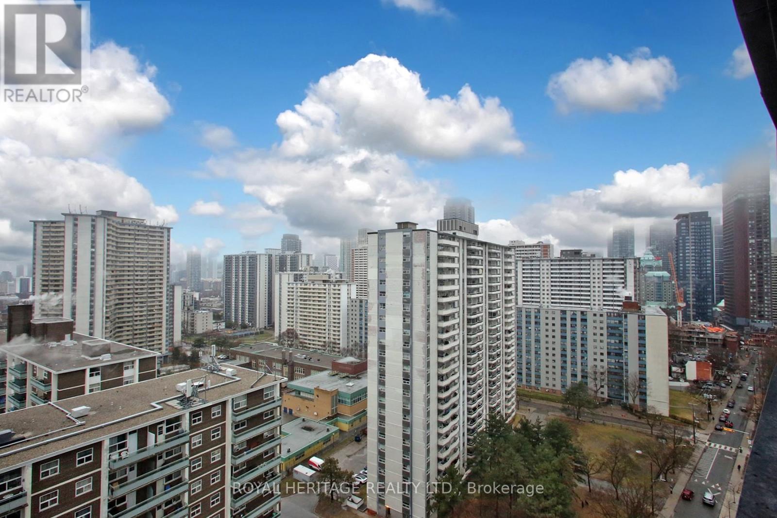 1921 - 585 Bloor Street E, Toronto, Ontario  M4W 0B3 - Photo 26 - C12955072