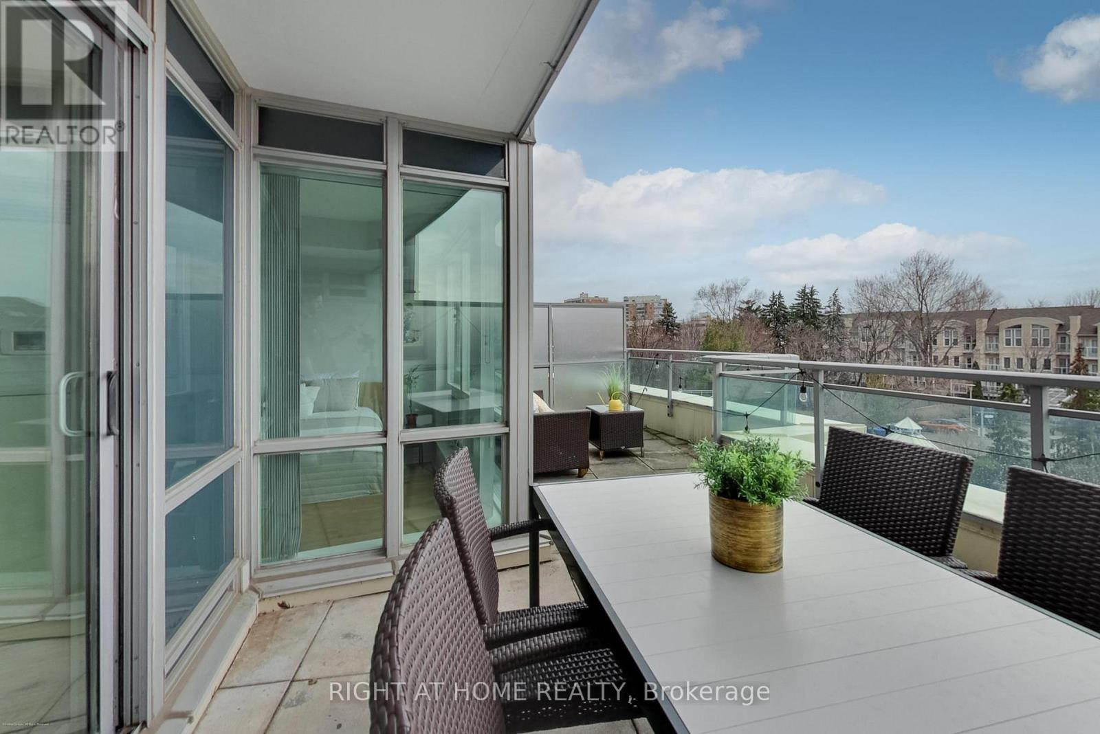 308 - 60 BYNG AVENUE, Toronto, Ontario