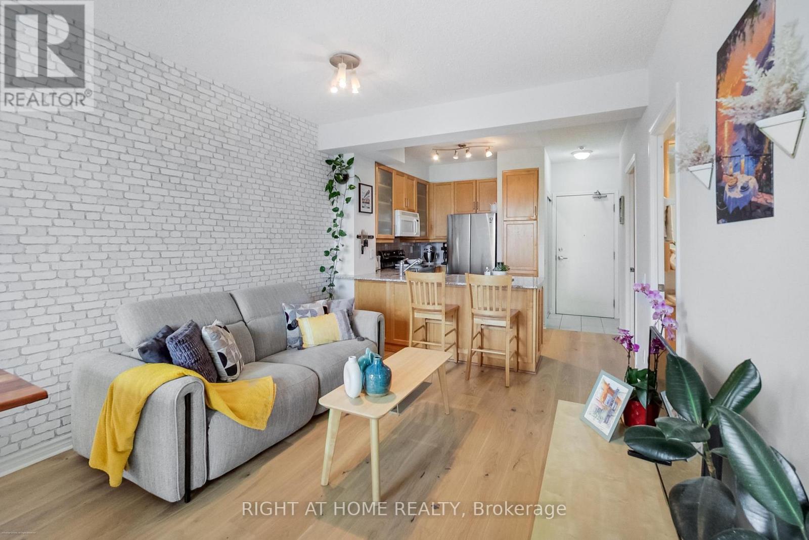 308 - 60 Byng Avenue, Toronto, Ontario  M2N 7K3 - Photo 6 - C12955074