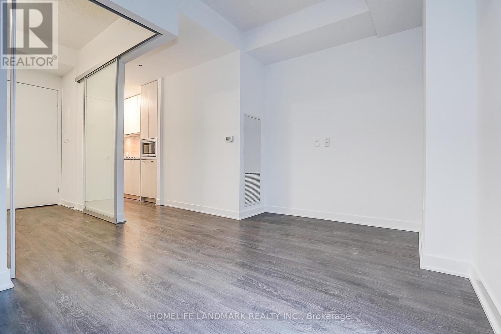 702 - 115 Blue Jays Way, Toronto, Ontario  M5V 0N4 - Photo 24 - C12955092