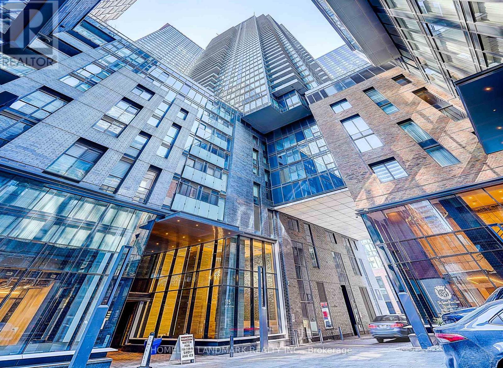 702 - 115 Blue Jays Way, Toronto, Ontario  M5V 0N4 - Photo 4 - C12955092