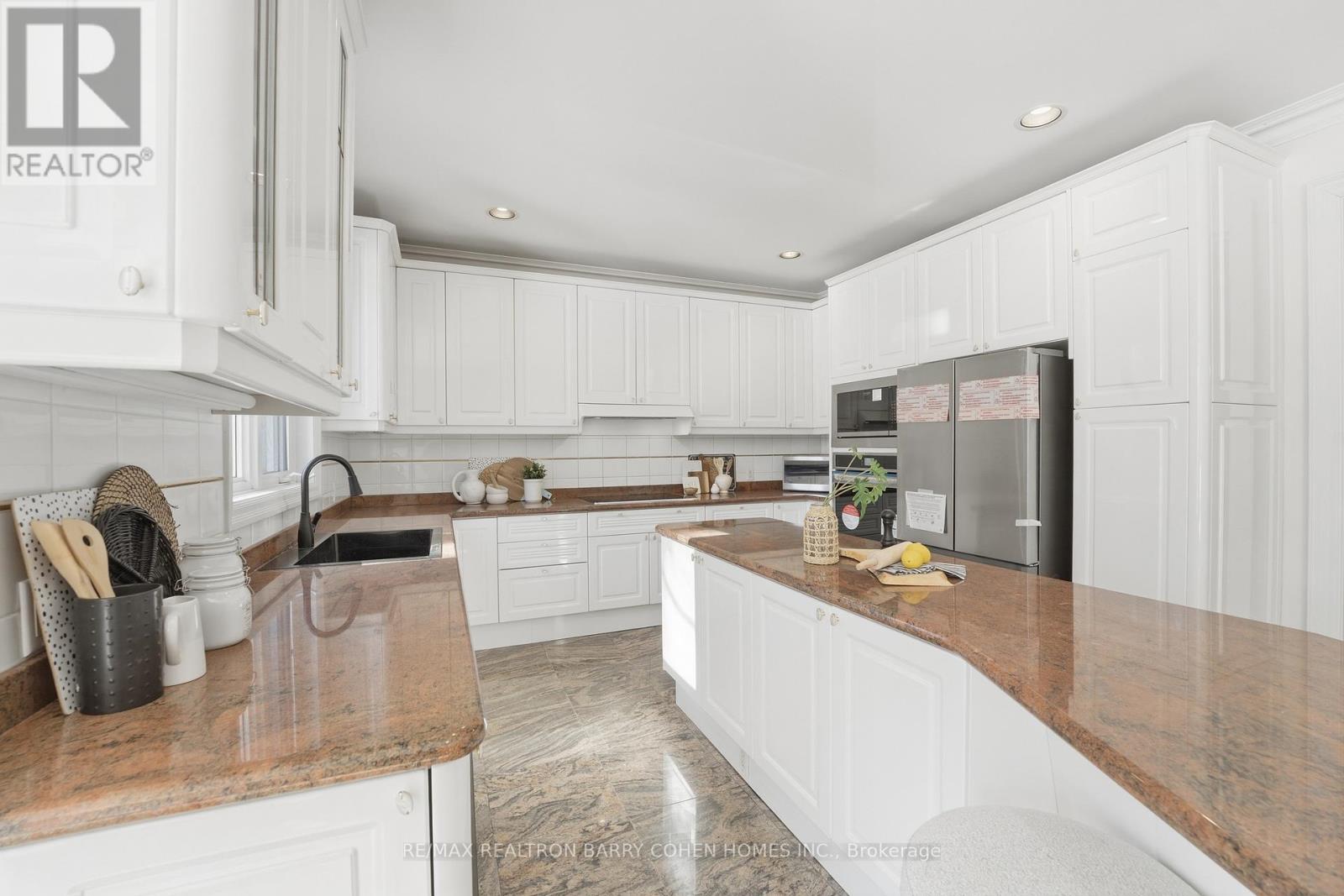 19 Risebrough Avenue, Toronto, Ontario  M2M 2E2 - Photo 18 - C12955094