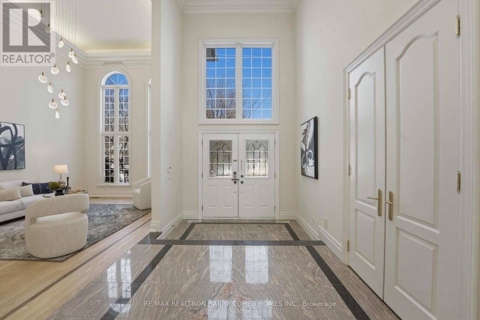 19 Risebrough Avenue, Toronto, Ontario  M2M 2E2 - Photo 3 - C12955094