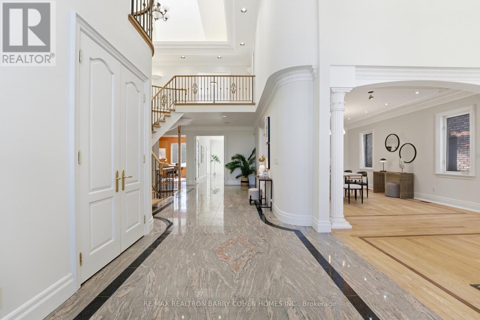 19 Risebrough Avenue, Toronto, Ontario  M2M 2E2 - Photo 4 - C12955094