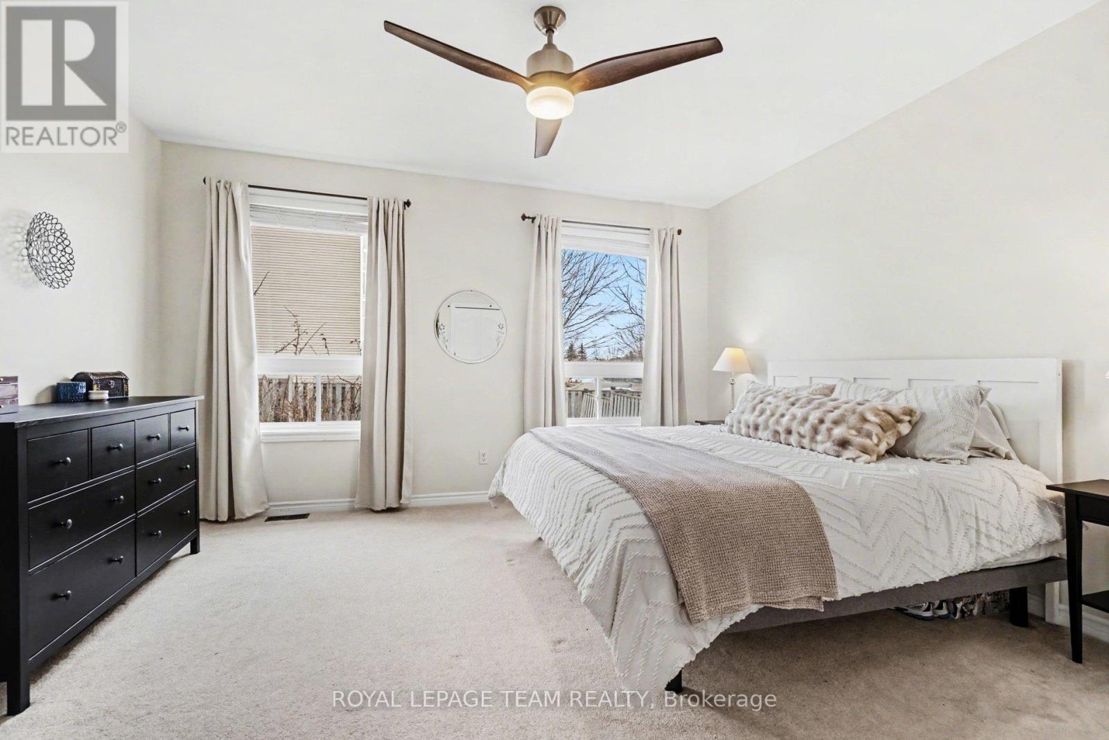 689 Vermillion Drive, Ottawa, Ontario  K1V 1W2 - Photo 17 - X12955024