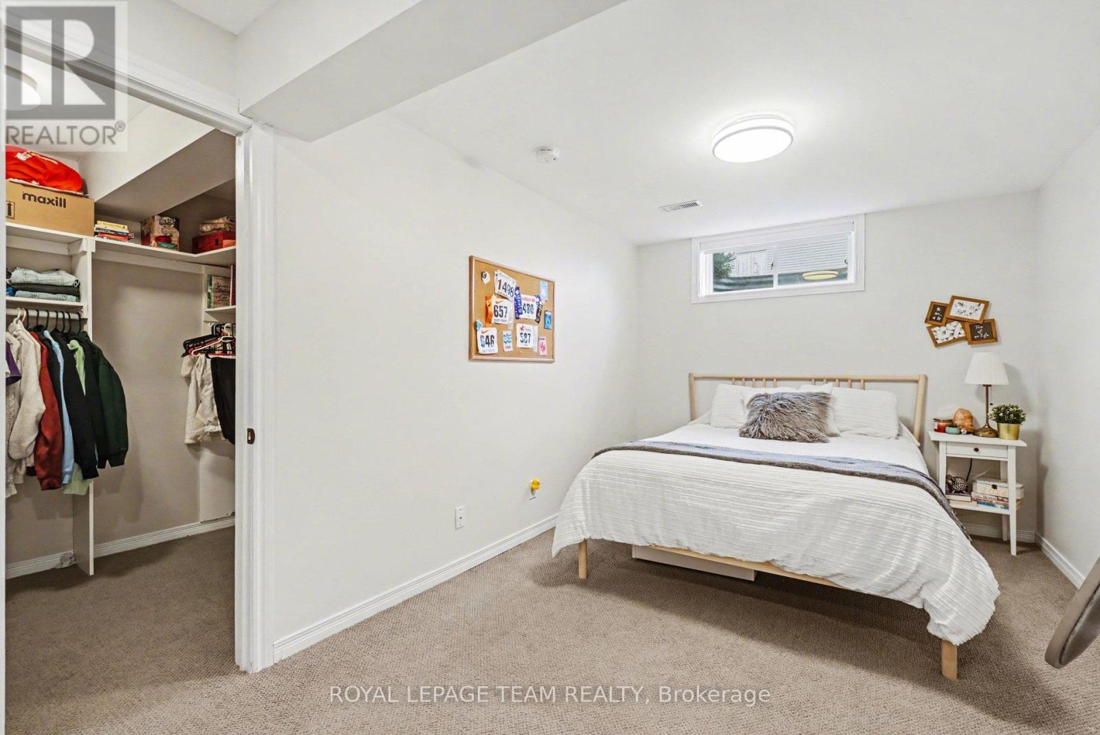 689 Vermillion Drive, Ottawa, Ontario  K1V 1W2 - Photo 25 - X12955024