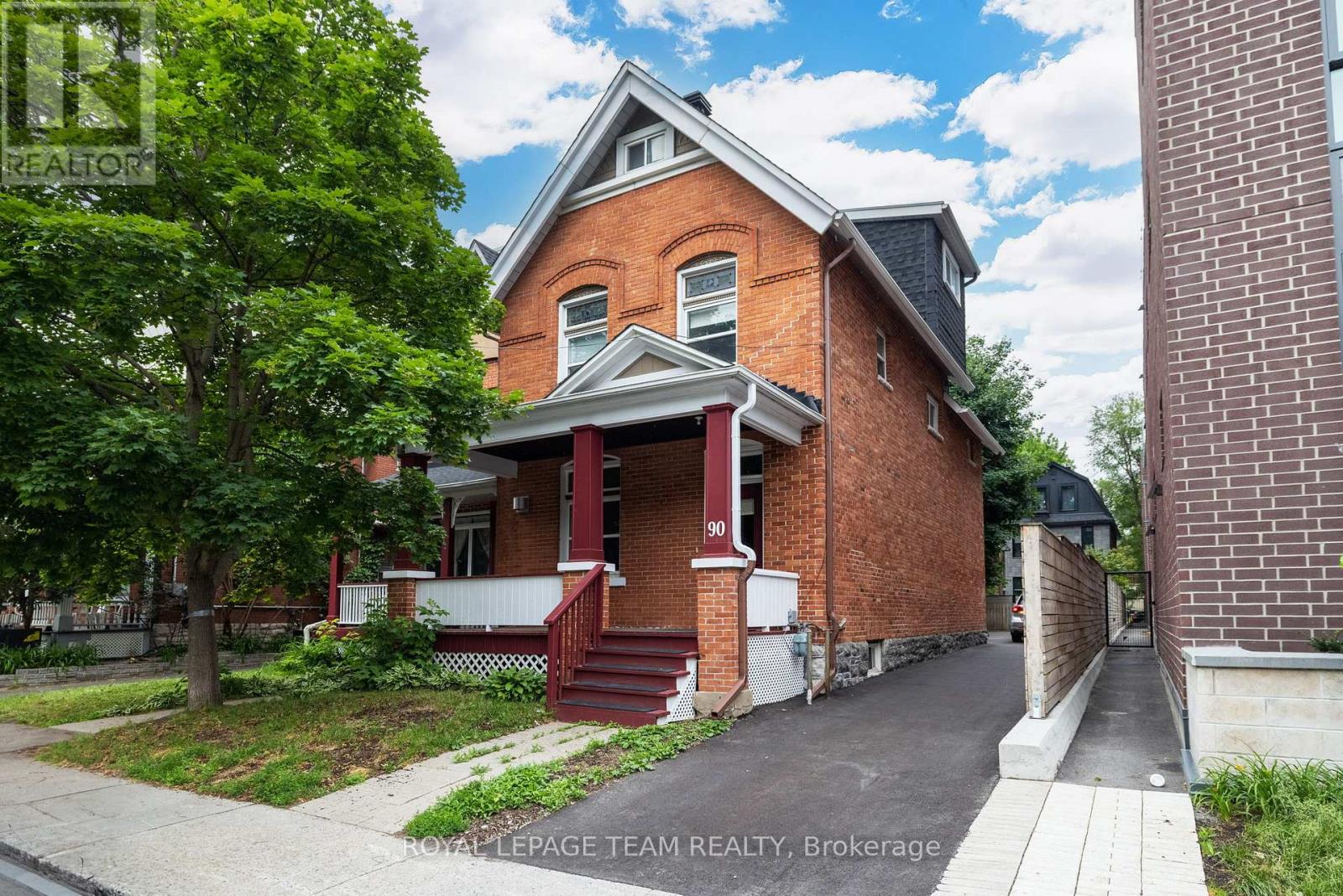 90 FOURTH AVENUE, ottawa, Ontario