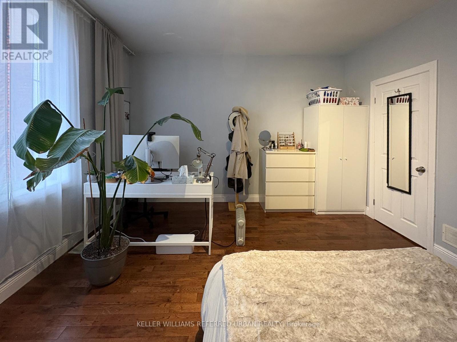 Upper - 429 Ossington Avenue, Toronto, Ontario  M6J 3A6 - Photo 5 - C12951500