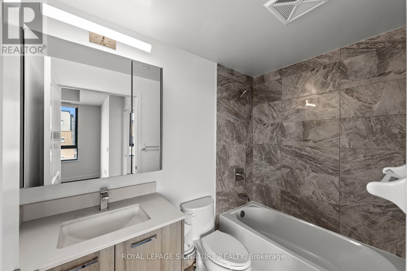 207 - 120 Eagle Rock Way, Vaughan, Ontario  L6A 5C2 - Photo 25 - N12955046