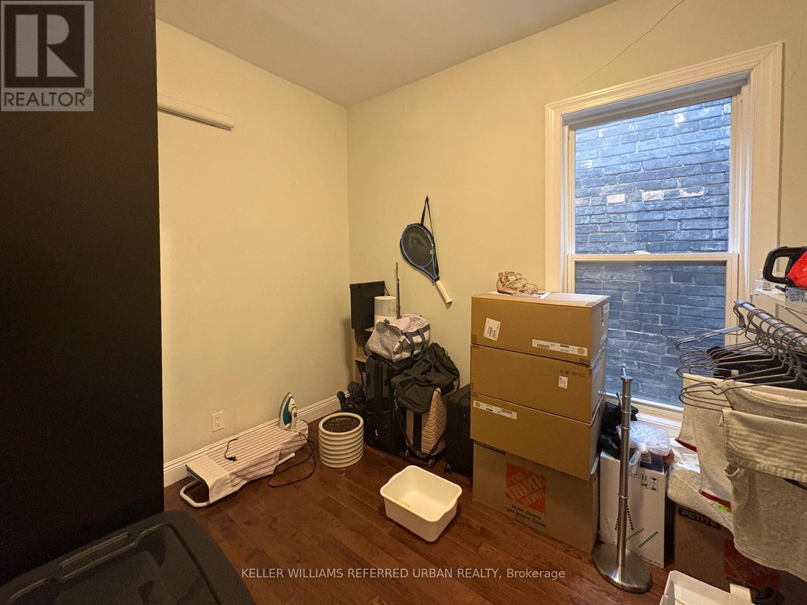 Upper - 429 Ossington Avenue, Toronto, Ontario  M6J 3A6 - Photo 7 - C12951500