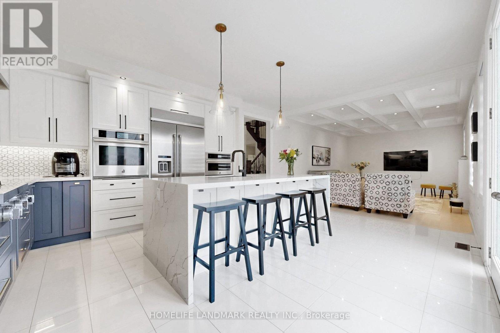 158 Walter English Drive, East Gwillimbury, Ontario  L9N 0Y8 - Photo 21 - N12940354