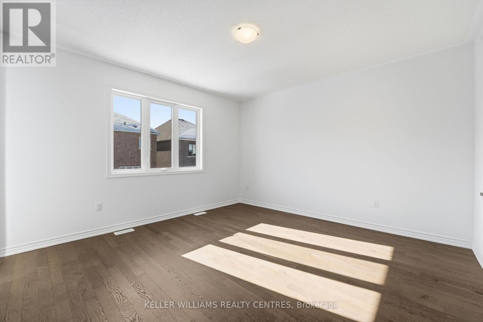 45 Mcbride Trail, Barrie, Ontario  L9J 0Y8 - Photo 18 - S12955070