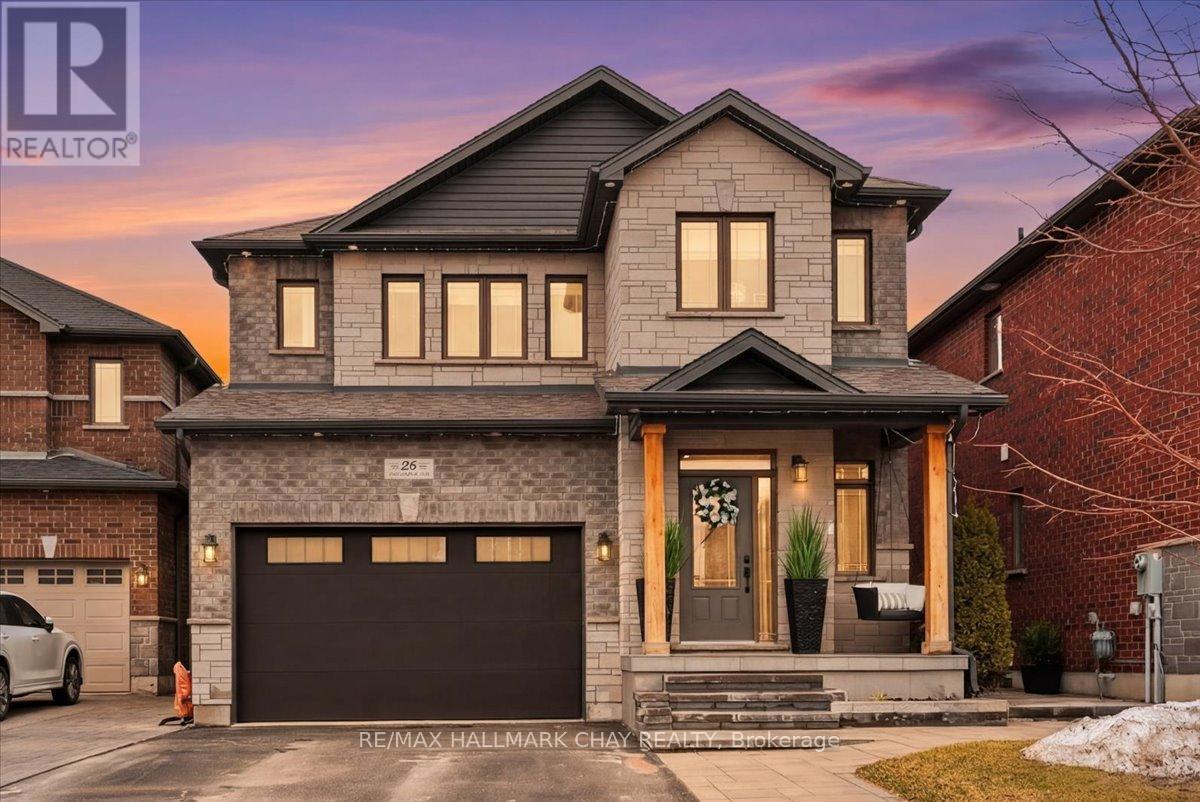 26 LOWRY COURT, Barrie, Ontario