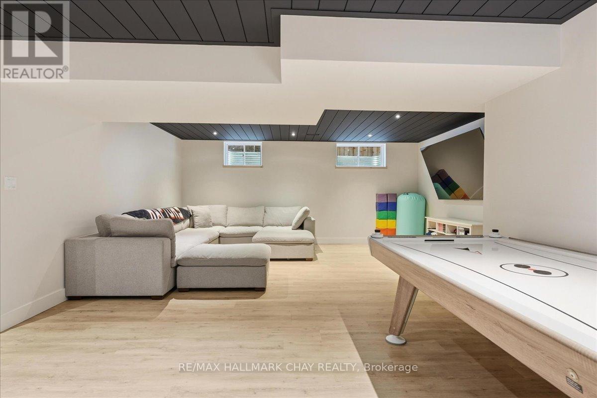 26 Lowry Court, Barrie, Ontario  L4N 7N3 - Photo 43 - S12955102