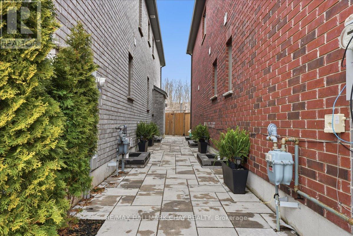 26 Lowry Court, Barrie, Ontario  L4N 7N3 - Photo 46 - S12955102