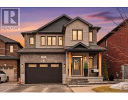 26 LOWRY COURT, Barrie, Ontario