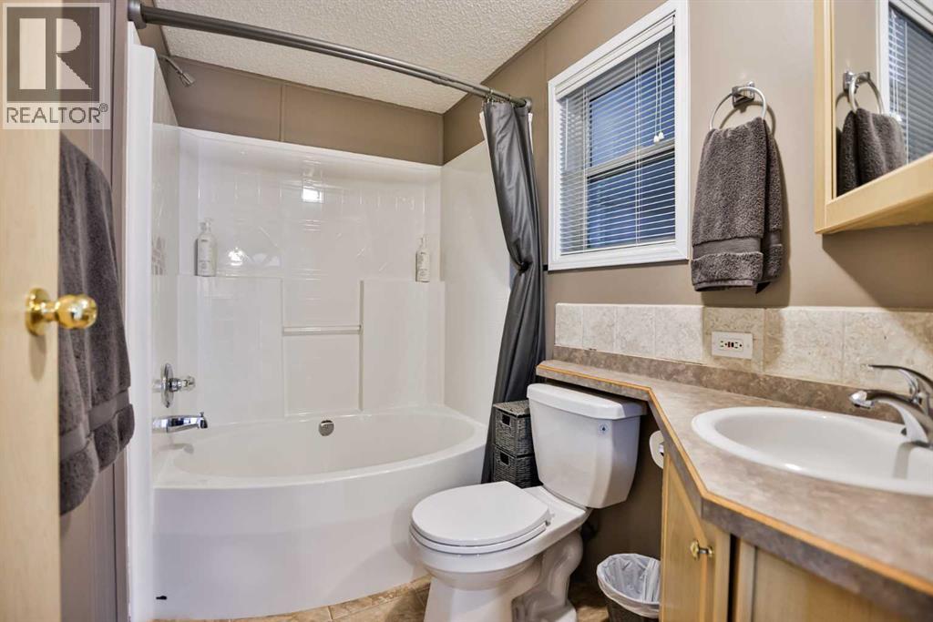 3315 31 Street S, Lethbridge, Alberta  T1K 7K3 - Photo 11 - A2298271