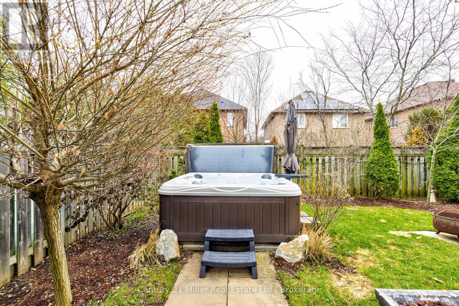 2142 Meadowglen Drive, Oakville, Ontario  L6M 4C8 - Photo 43 - W12829702