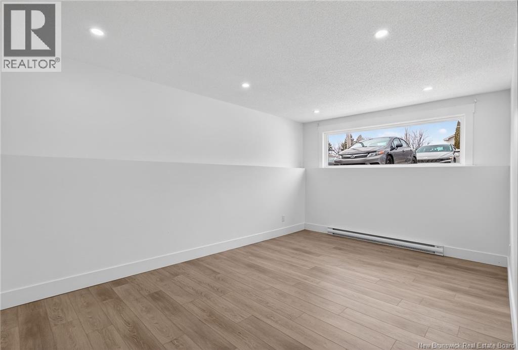110-112 Highlandview Road, Moncton, New Brunswick  E1A 2K8 - Photo 33 - NB136313