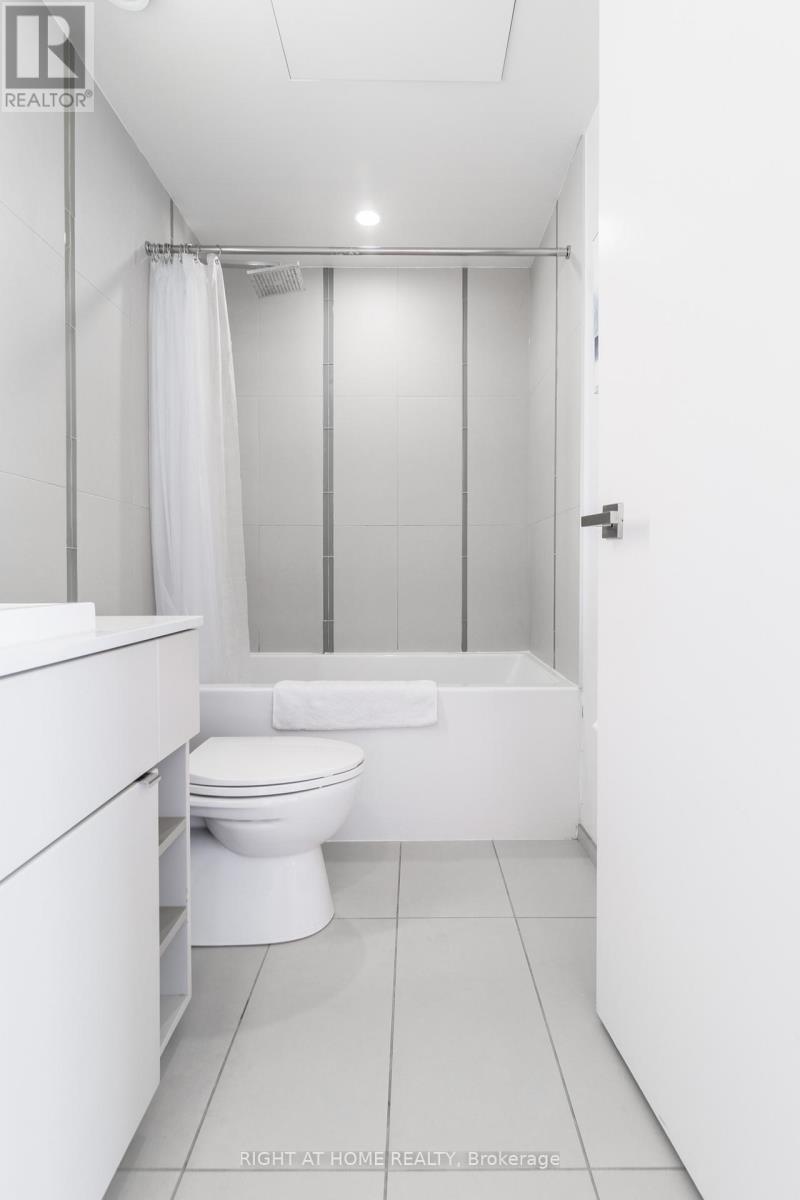 3907 - 101 Peter Street, Toronto, Ontario  M5V 2G9 - Photo 16 - C12764320