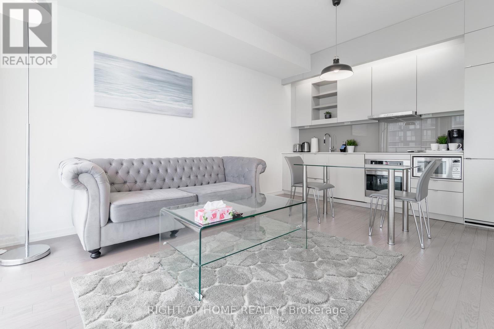 3907 - 101 Peter Street, Toronto, Ontario  M5V 2G9 - Photo 10 - C12764320