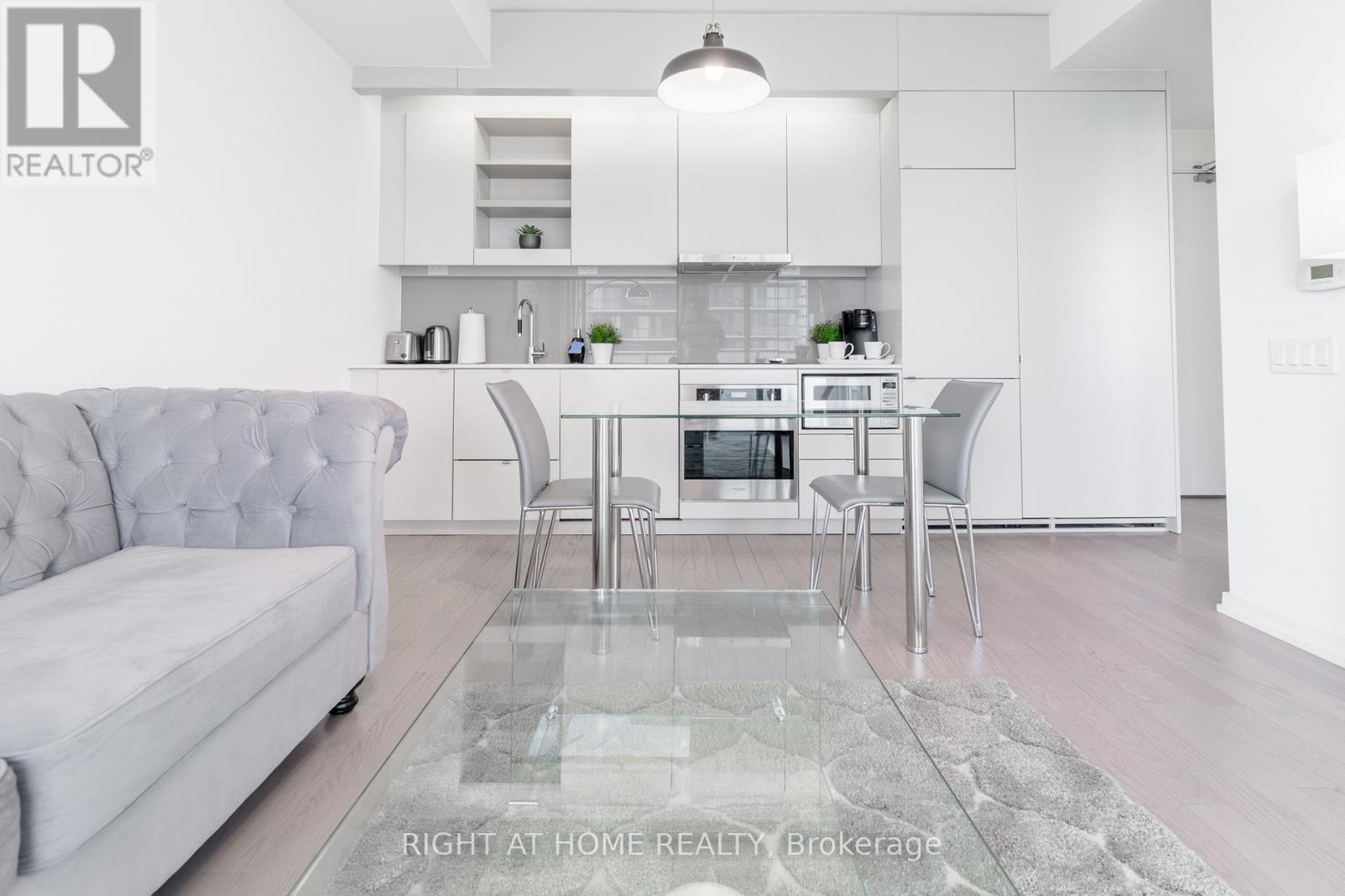 3907 - 101 Peter Street, Toronto, Ontario  M5V 2G9 - Photo 11 - C12764320