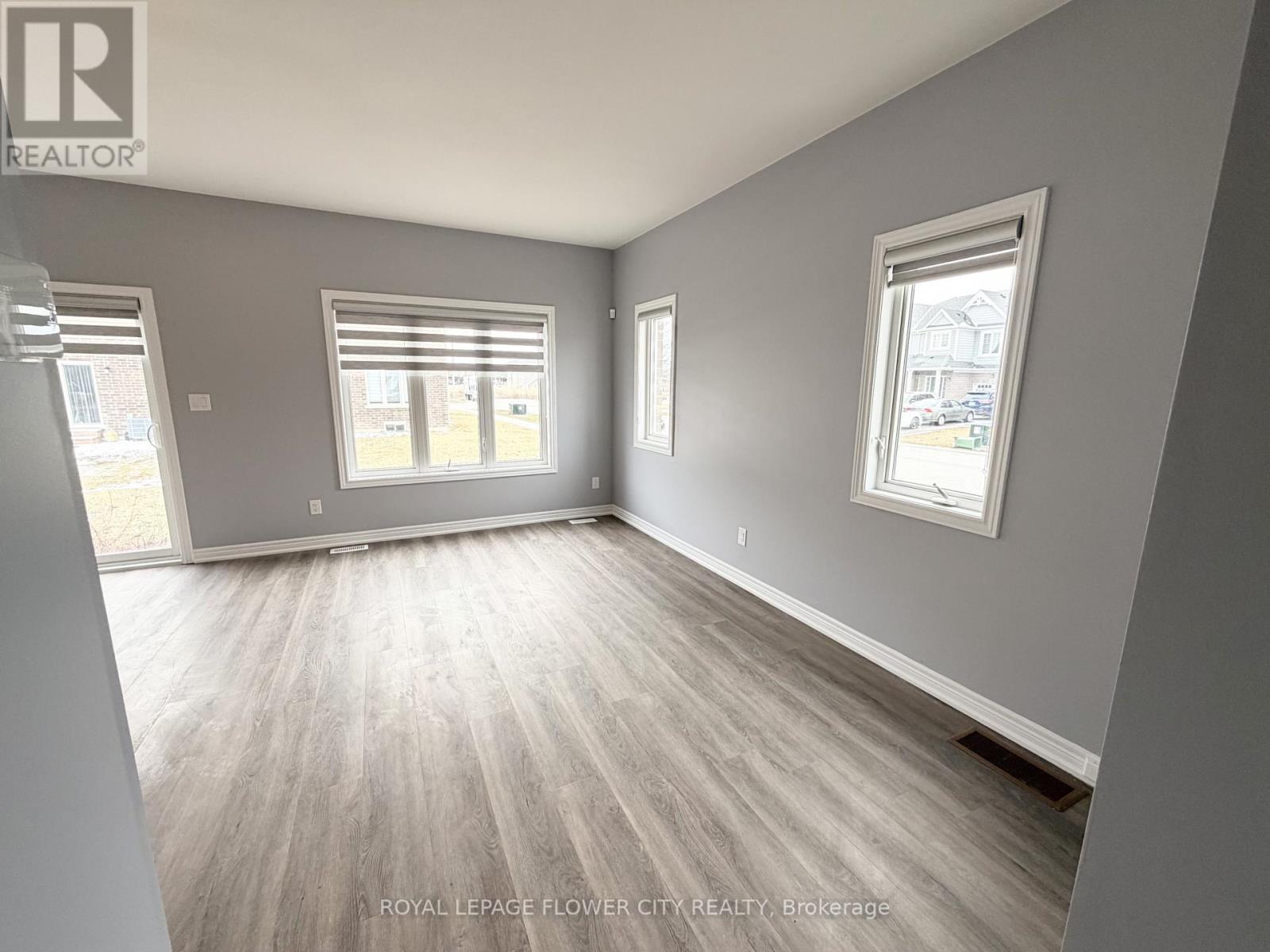 139 Sunflower Place, Welland, Ontario  L3C 0H9 - Photo 9 - X12905252