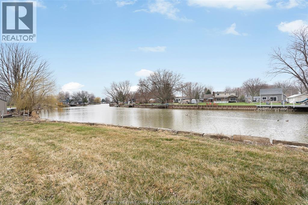 308 East Ruscom River Road, St. Joachim, Ontario N0R 1S0 - Photo 2 - 26006847