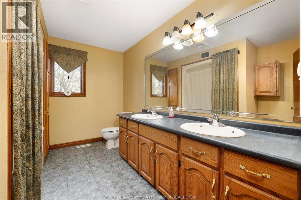 308 East Ruscom River Road, St. Joachim, Ontario N0R 1S0 - Photo 36 - 26006847