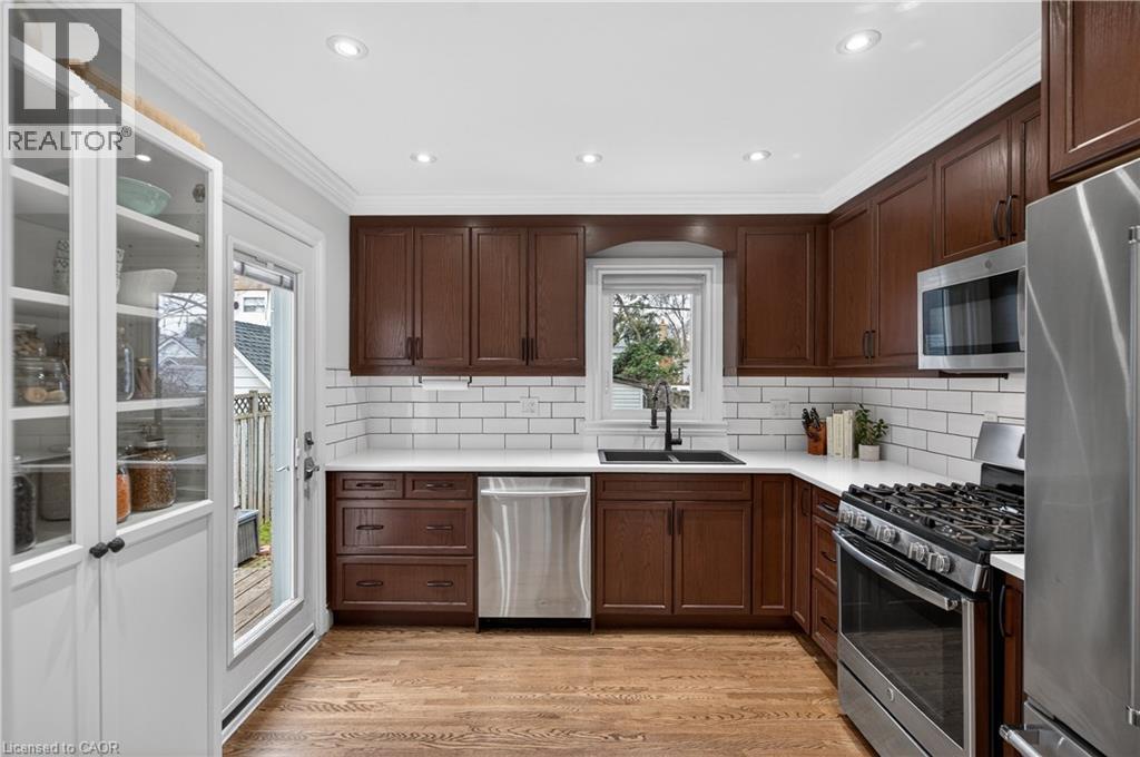 248 London Street S, Hamilton, Ontario  L8K 2H2 - Photo 15 - 40817052