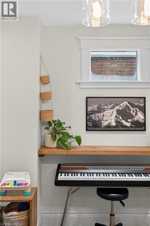 248 London Street S, Hamilton, Ontario  L8K 2H2 - Photo 23 - 40817052