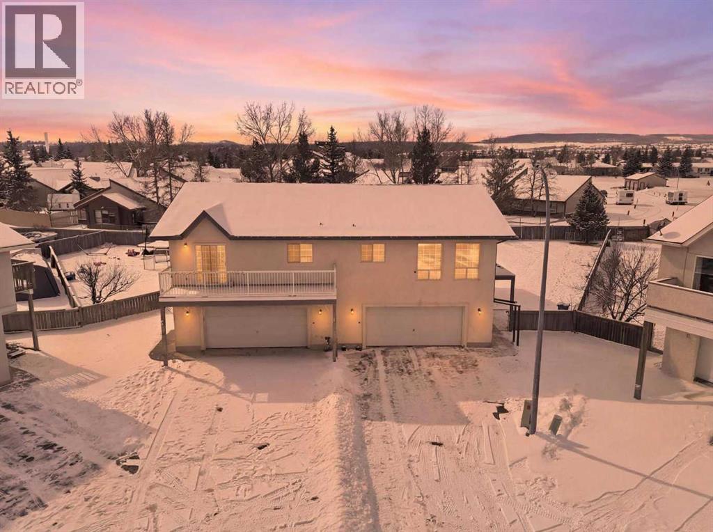 18 West Mcdonald Place, Cochrane, Alberta  T4C 1L8 - Photo 28 - A2297286