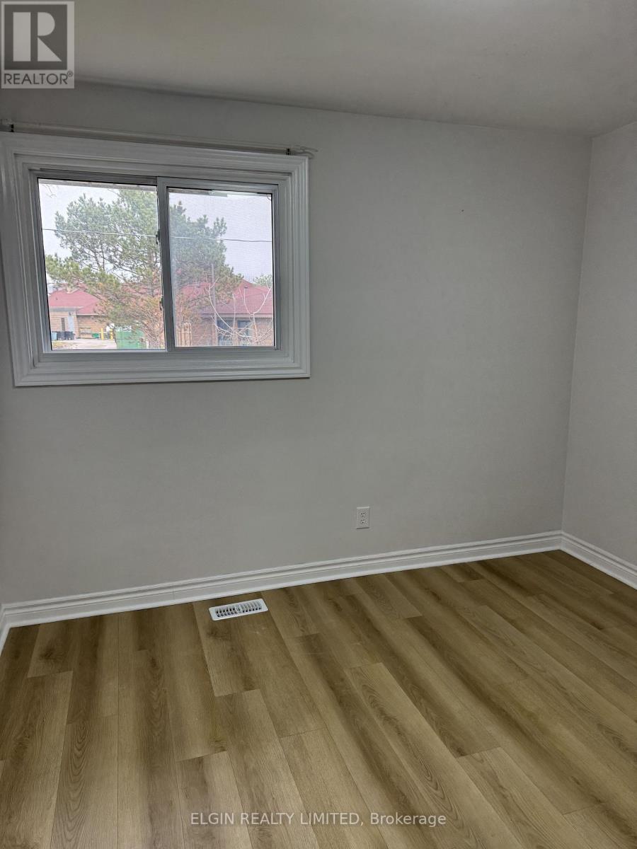 Upper - 213 Highview Drive, St. Thomas, Ontario  N5R 5H6 - Photo 20 - X12955138