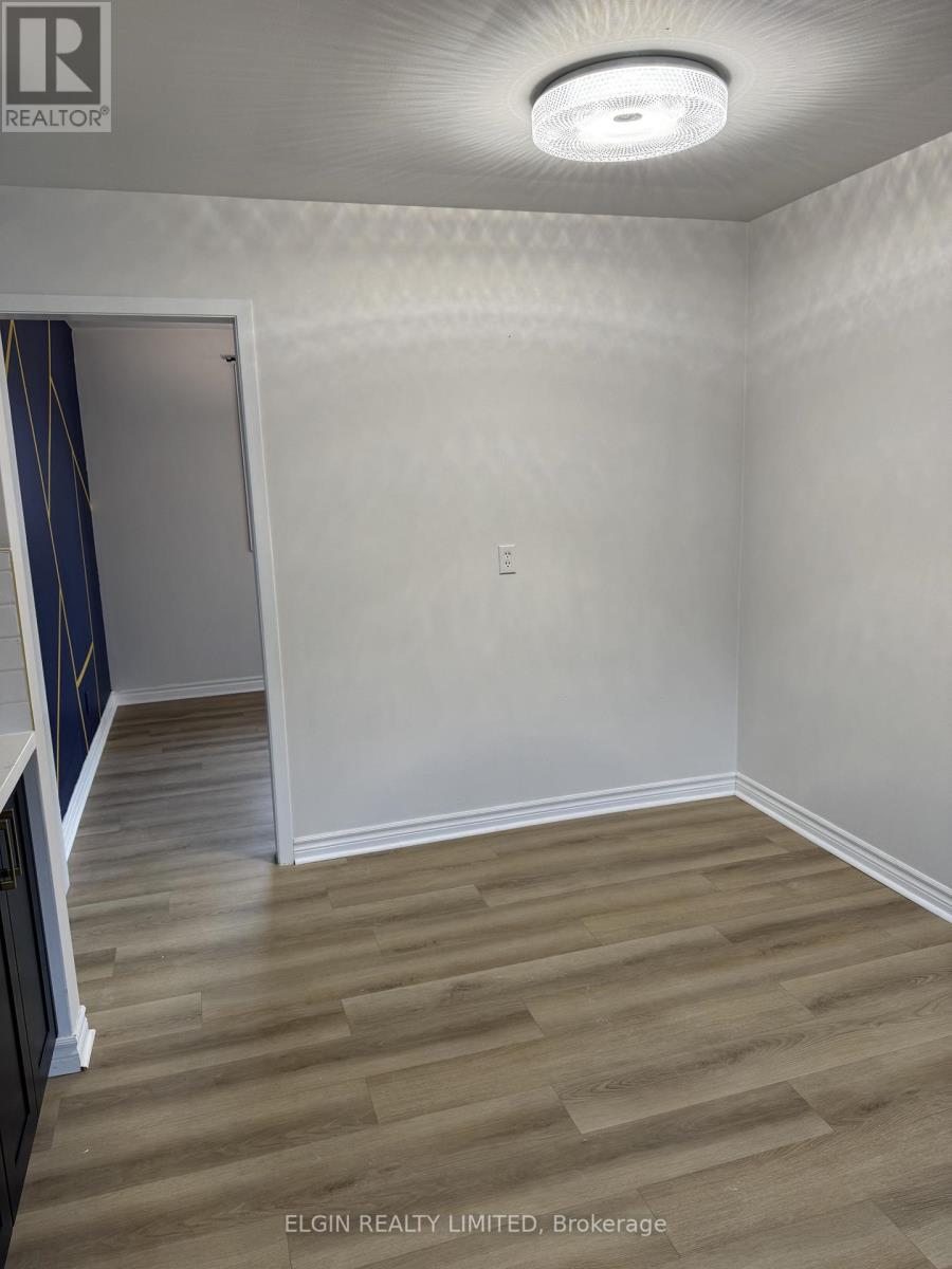 Upper - 213 Highview Drive, St. Thomas, Ontario  N5R 5H6 - Photo 8 - X12955138