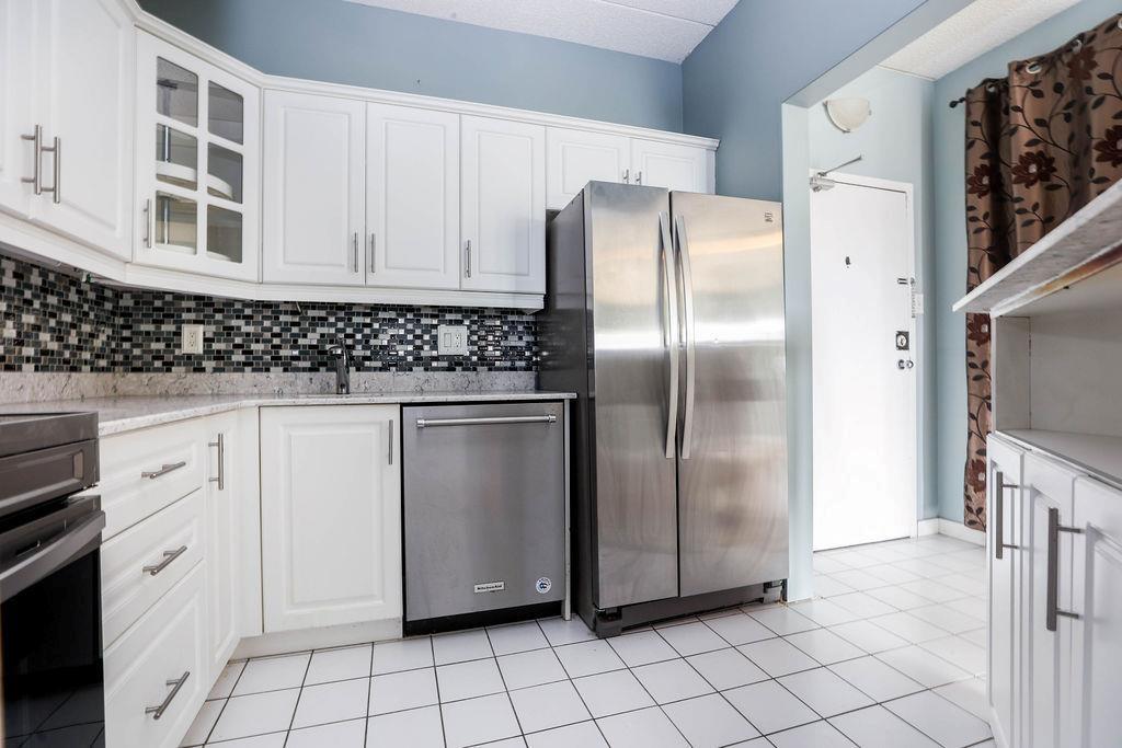 2703 80 Plaza Drive, Winnipeg, Manitoba  R3T 5S2 - Photo 12 - 202605862