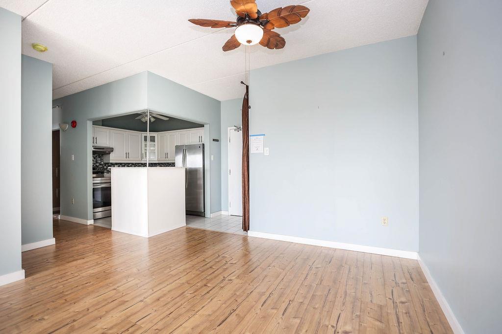 2703 80 Plaza Drive, Winnipeg, Manitoba  R3T 5S2 - Photo 5 - 202605862