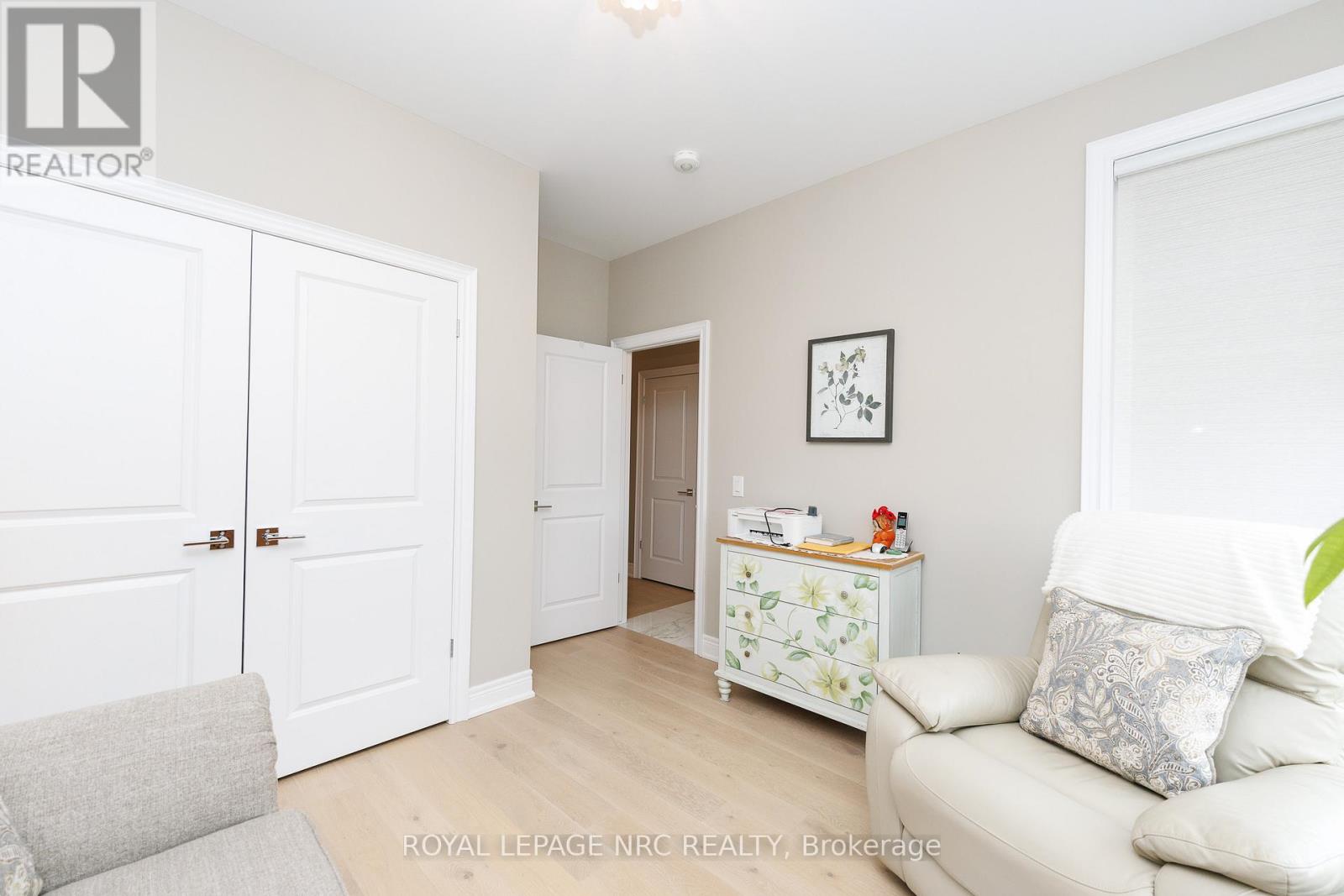 4136 Village Creek Drive, Fort Erie, Ontario  L0S 1S0 - Photo 13 - X12955150