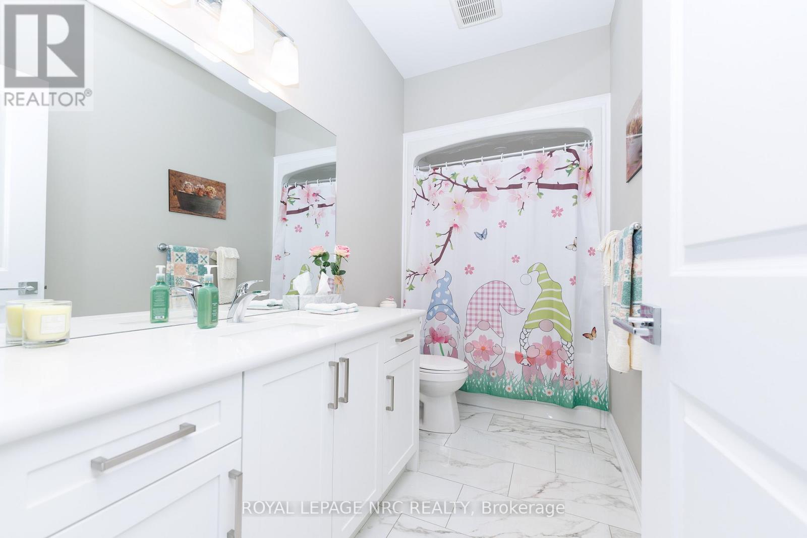 4136 Village Creek Drive, Fort Erie, Ontario  L0S 1S0 - Photo 14 - X12955150