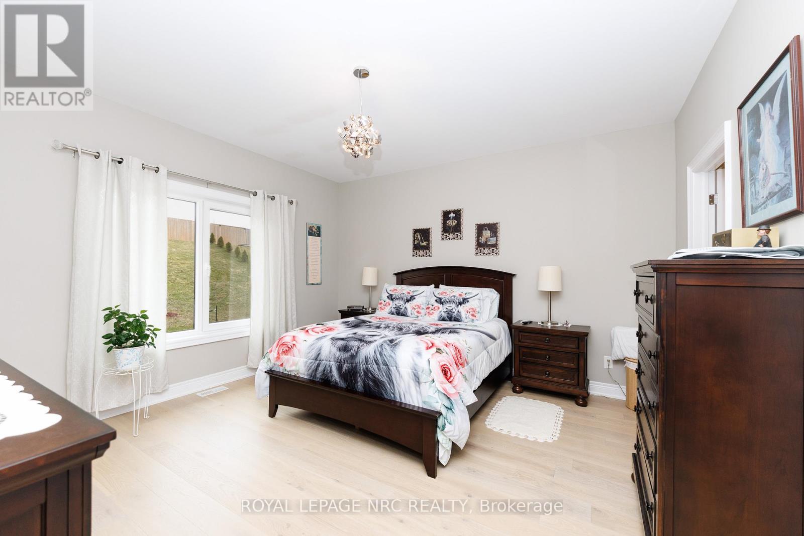 4136 Village Creek Drive, Fort Erie, Ontario  L0S 1S0 - Photo 16 - X12955150