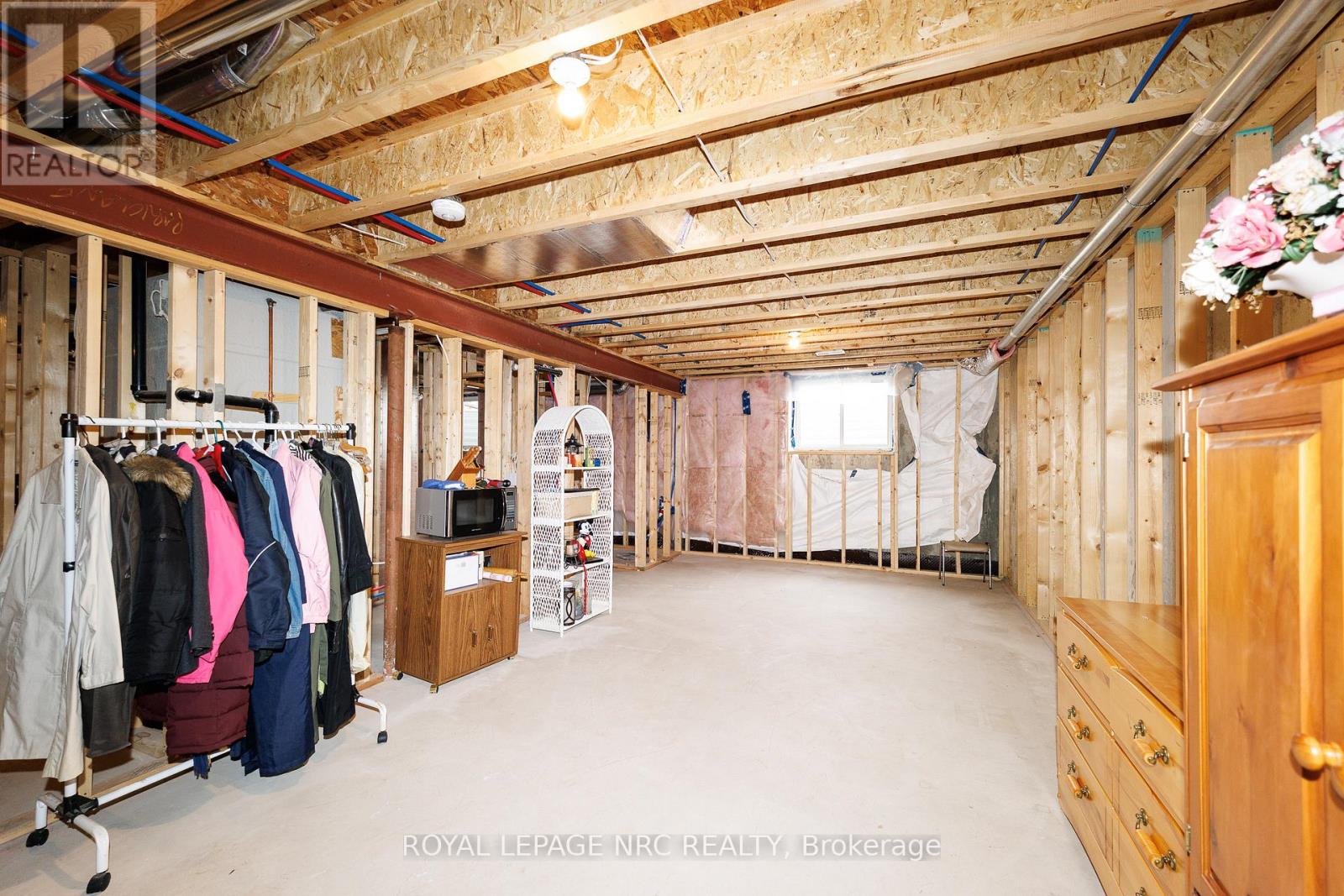 4136 Village Creek Drive, Fort Erie, Ontario  L0S 1S0 - Photo 21 - X12955150