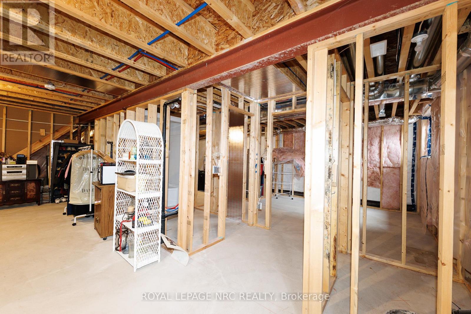 4136 Village Creek Drive, Fort Erie, Ontario  L0S 1S0 - Photo 22 - X12955150