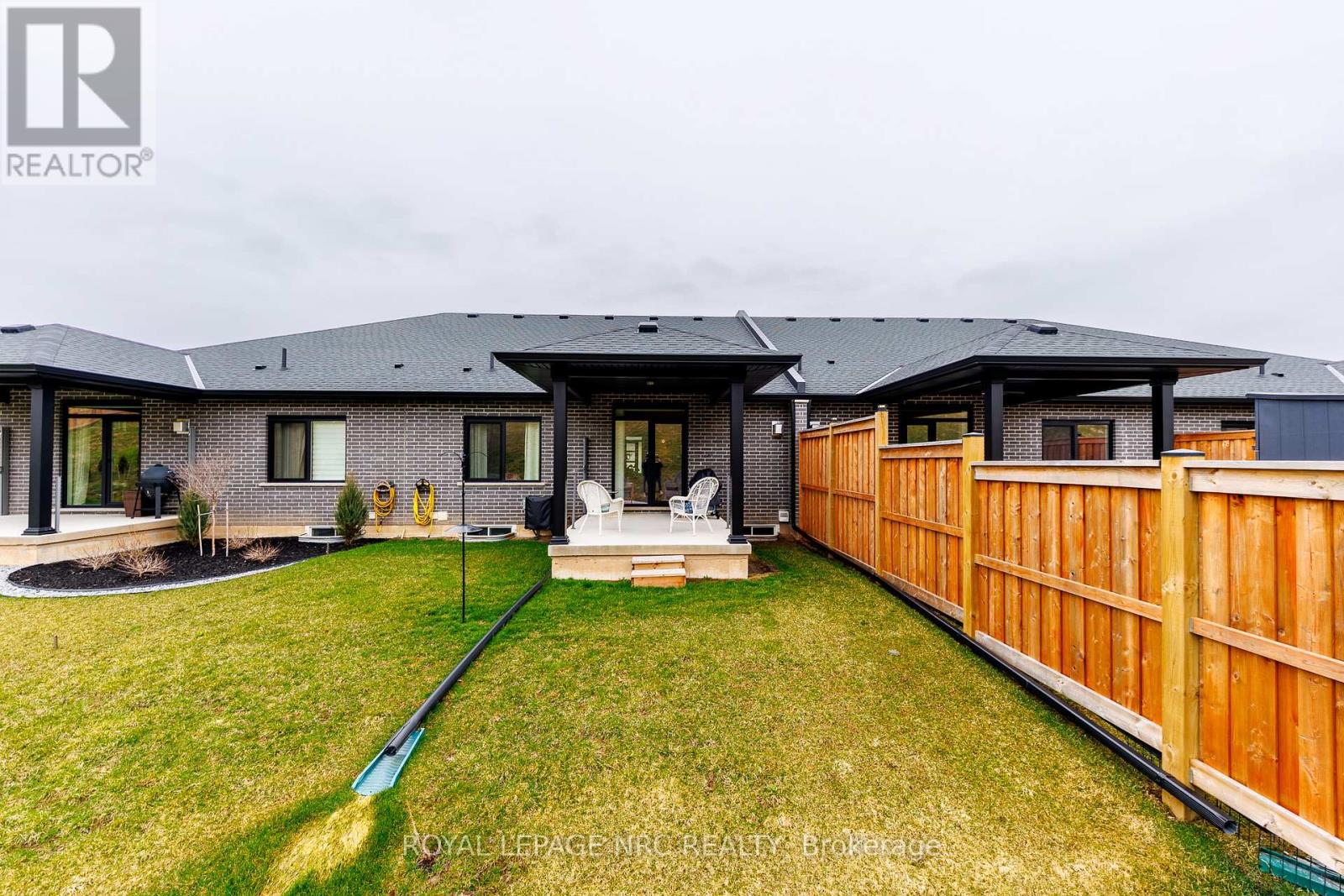 4136 Village Creek Drive, Fort Erie, Ontario  L0S 1S0 - Photo 27 - X12955150