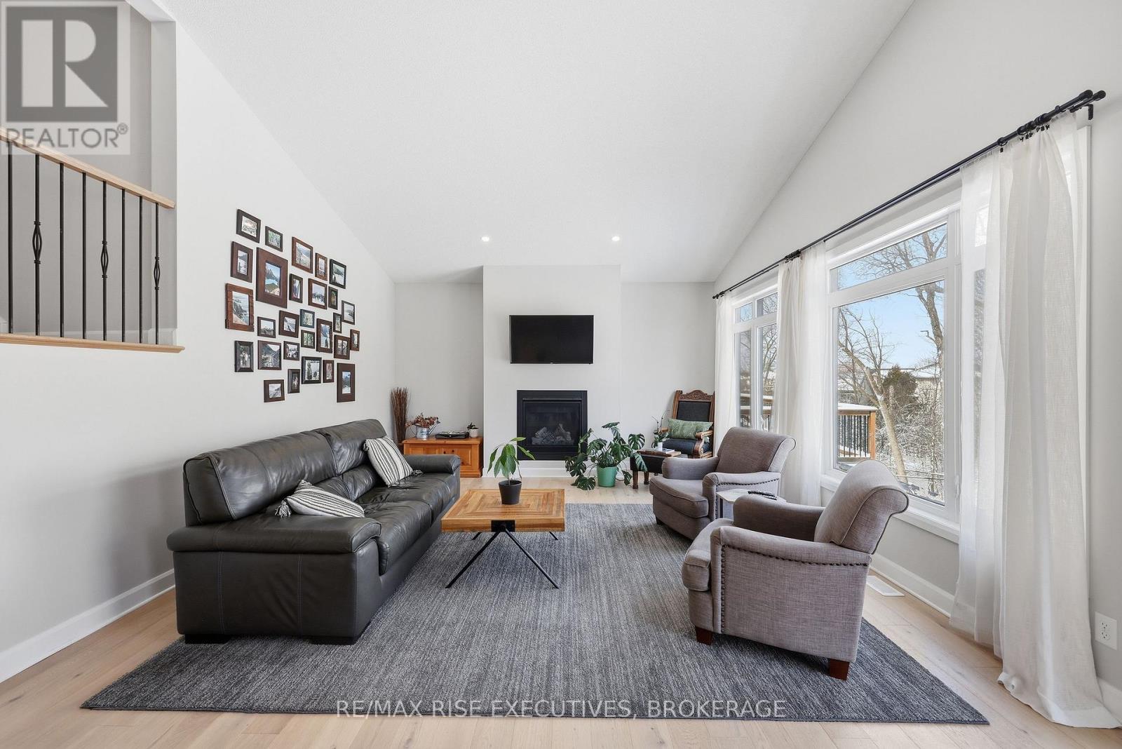 692 Halloway Drive, Kingston, Ontario  K7K 0H4 - Photo 12 - X12894964