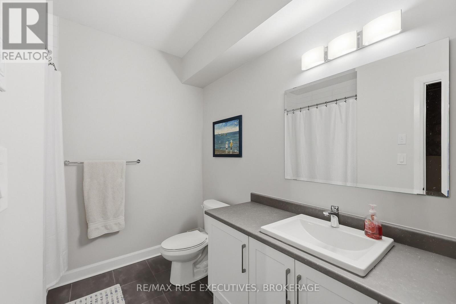 692 Halloway Drive, Kingston, Ontario  K7K 0H4 - Photo 38 - X12894964