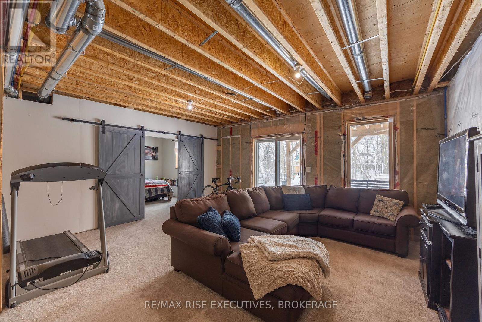 692 Halloway Drive, Kingston, Ontario  K7K 0H4 - Photo 35 - X12894964