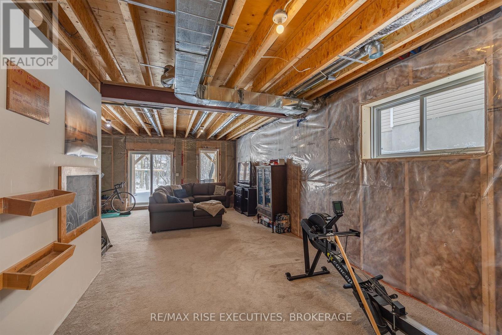 692 Halloway Drive, Kingston, Ontario  K7K 0H4 - Photo 34 - X12894964