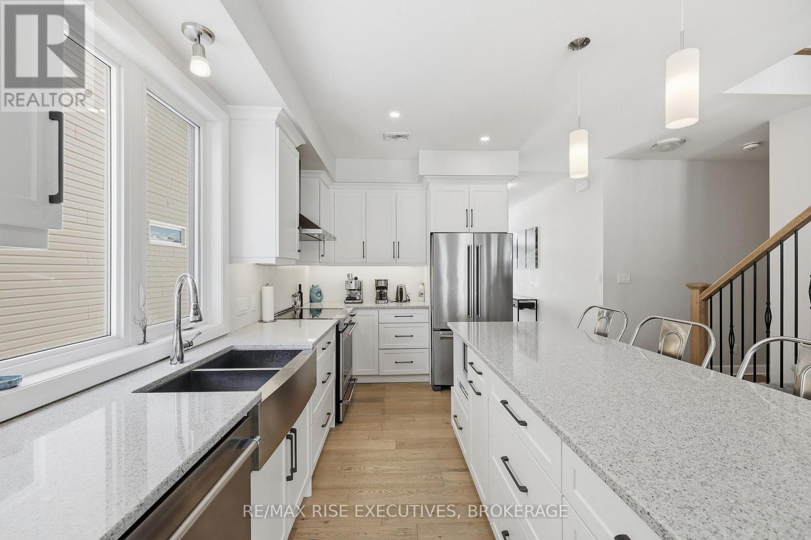 692 Halloway Drive, Kingston, Ontario  K7K 0H4 - Photo 8 - X12894964